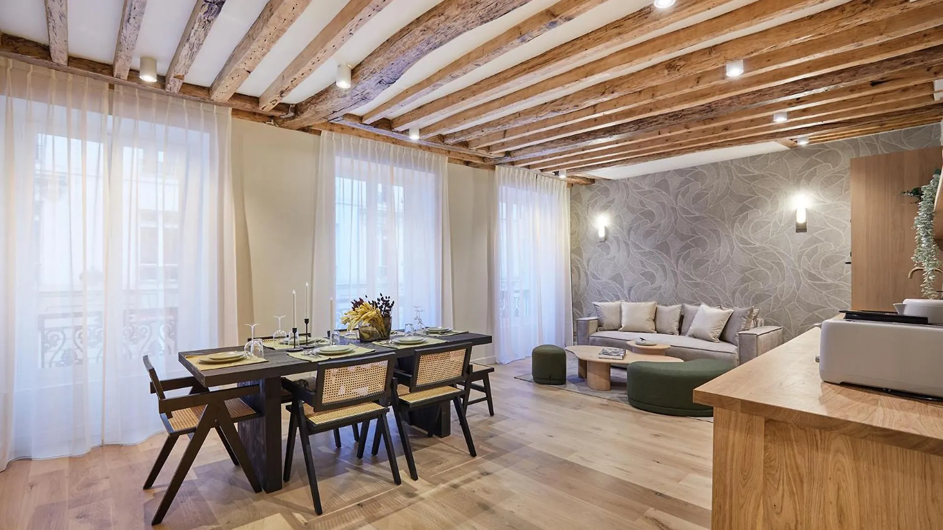 Apartment Au Coeur De Madeleine By Prestige
