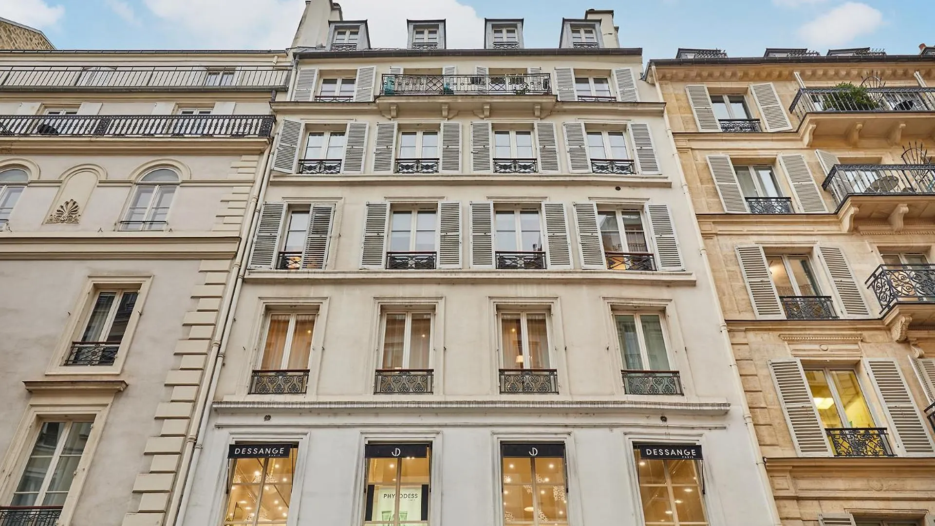 Au Coeur De Madeleine By Prestige Paris
